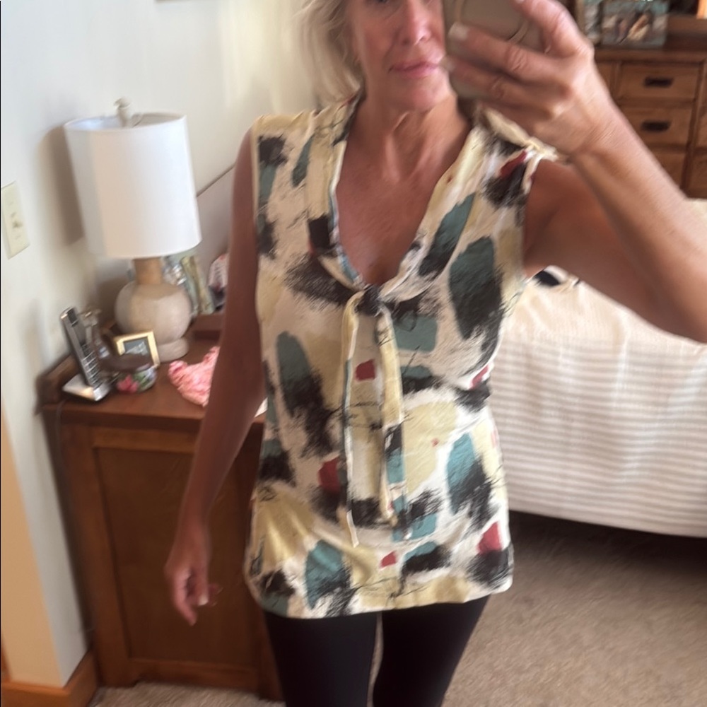 Sleeveless Tie-Neck Abstract Print Top - Multicolor